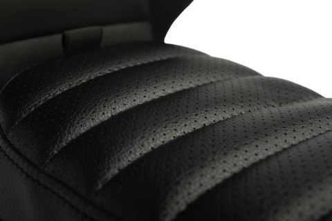 JEŹDZIK MERCEDES C-CLASS BLACK JEŹDZIK MERCEDES C-CLASS BLACK