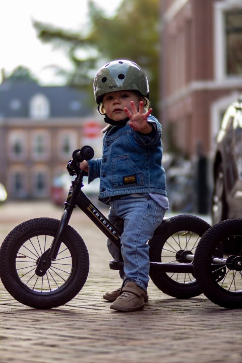 Pierwszy rowerek trójkołowy dziecięcy biegowy 2w1 czarny dla dzieci Trybike Pierwszy rowerek trójkołowy dziecięcy biegowy 2w1 czarny dla dzieci Trybike