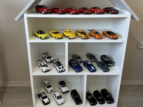 Auto metalowe policja Ford Shelby GT350 skala 1:32 światła koguty ZA4610 Auto metalowe policja Ford Shelby GT350 skala 1:32 światła koguty ZA4610