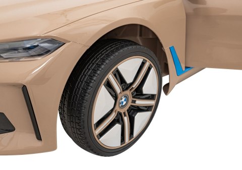 Autko BMW i4 na akumulator dla dzieci Złoty Autko BMW i4 na akumulator dla dzieci Złoty