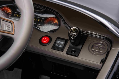 Autko Bentley Bacalar na akumulator dla dzieci +3, Czarny Autko Bentley Bacalar na akumulator dla dzieci +3, Czarny