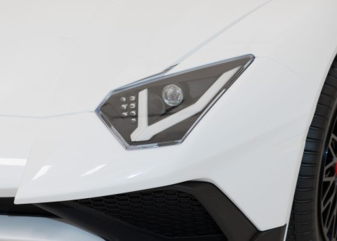 Auto Lamborghini Aventador SV na akumulator dla 2 dzieci Biały Auto Lamborghini Aventador SV na akumulator dla 2 dzieci Biały