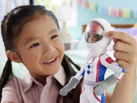 Mattel Barbie You Can Be Anything lalka ASTRONAUTKA + akcesoria ZA6051 Mattel Barbie You Can Be Anything lalka ASTRONAUTKA + akcesoria ZA6051