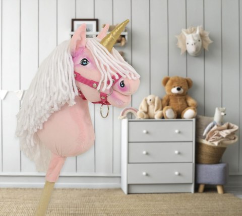 Hobby Horse Jednorożec na kiju mały różowy z białą grzywą i złotym rogiem Hobby Horse Jednorożec na kiju mały różowy z białą grzywą i złotym rogiem