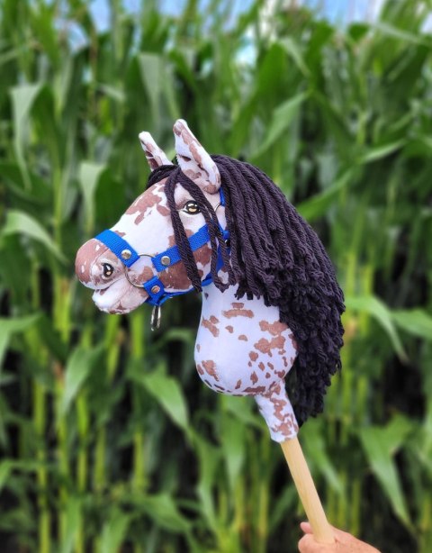 Hobby Horse Mały koń na kiju Premium - tarantowaty biało-brązowy z czarną grzywą A4 Hobby Horse Mały koń na kiju Premium - tarantowaty biało-brązowy z czarną grzywą A4