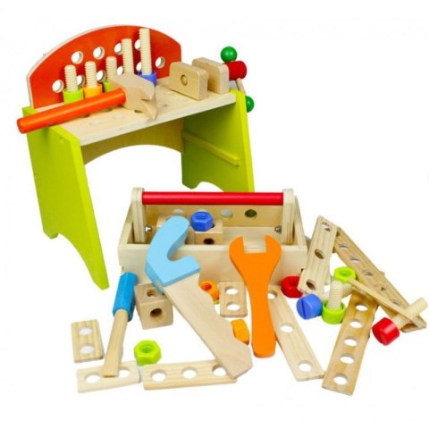 Duży drewniany warsztat Duży drewniany warsztat