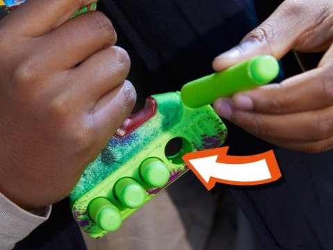 Hasbro Pistolet NERF Zombie Driller i celownik + 16x pianowe naboje ZA6190