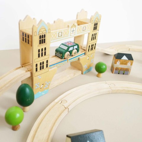 Drewniana kolejka Londyn 120 elementów, tory pociąg zabawka Le Toy Van Drewniana kolejka Londyn 120 elementów, tory pociąg zabawka Le Toy Van
