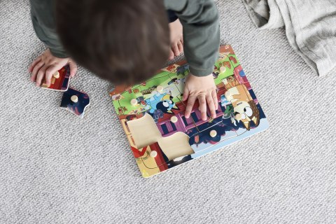 Drewniana układanka puzzle z uchwytami 12 elem. Bluey zabawka dla dzieci Drewniana układanka puzzle z uchwytami 12 elem. Bluey zabawka dla dzieci