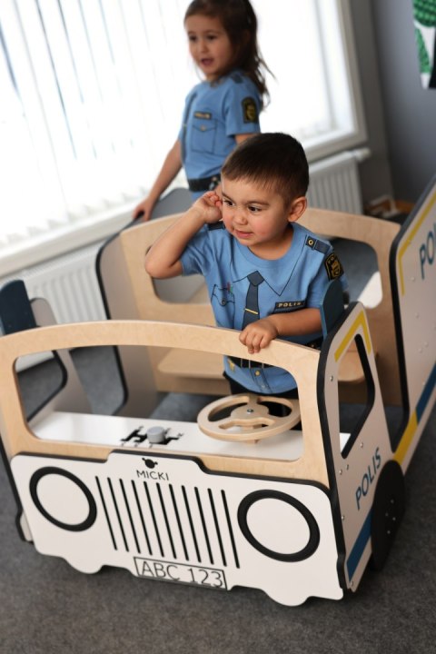 Drewniany radiowóz meble dla dzieci wyposażenie auto policja zabawka Micki Drewniany radiowóz meble dla dzieci wyposażenie auto policja zabawka Micki