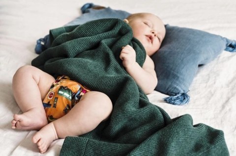 Pieluszka z kieszonką OS dwurzędowa AUTA Pieluszka z kieszonką OS dwurzędowa AUTA