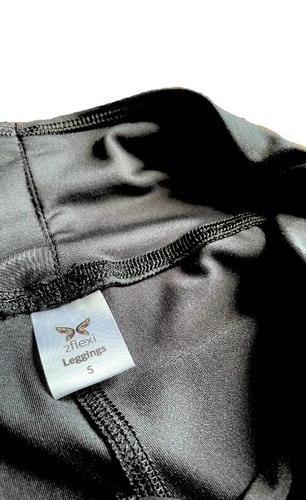 Krótkie Legginsy z Wysokim Stanem - Czarne Krótkie Legginsy z Wysokim Stanem - Czarne