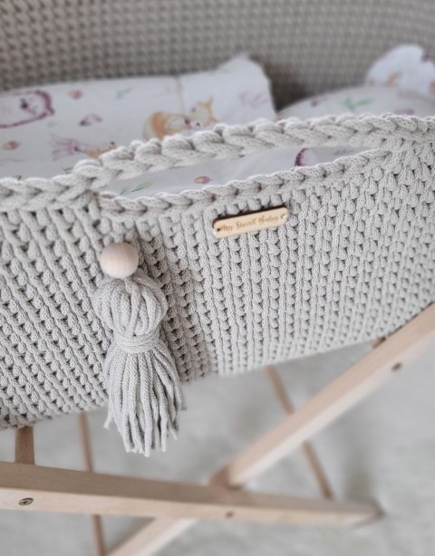 Kosz Mojżesza BOHO Handmade ze stojakiem - jasny beżowy Kosz Mojżesza BOHO Handmade ze stojakiem - jasny beżowy